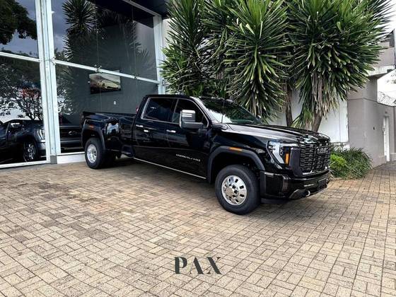 GMC SIERRA 6.6 V8 DURAMAX DIESEL 3500 DENALI ULTIMATE CD 4WD AUTOMÁTICO GMC SIERRA 6.6 V8 DURAMAX DIESEL 3500 DENALI ULTIMATE CD 4WD AUTOMÁTICO